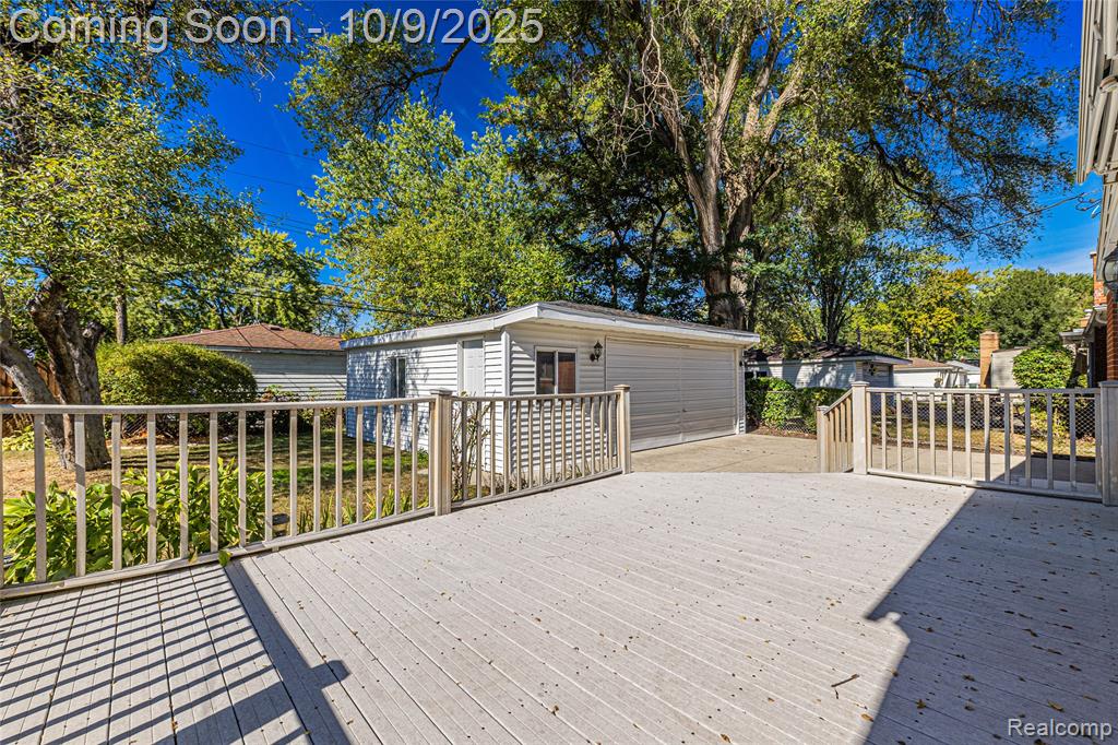 1019 N Edgeworth Avenue