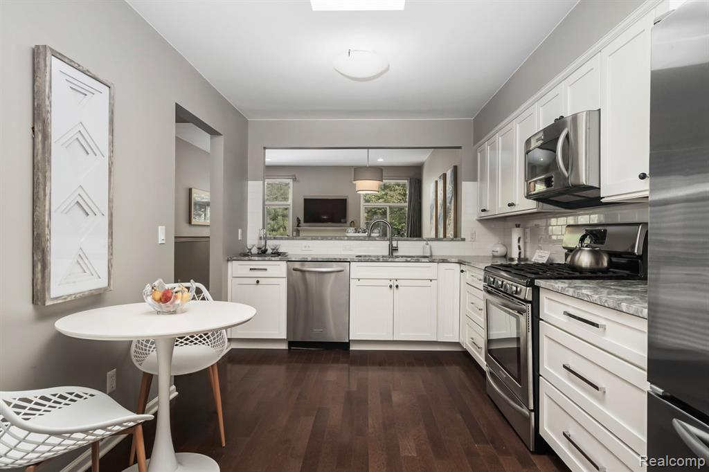 1222 Autumn Drive # 75