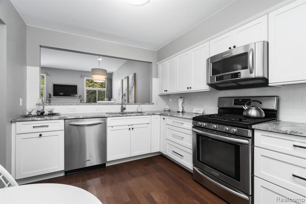 1222 Autumn Drive # 75