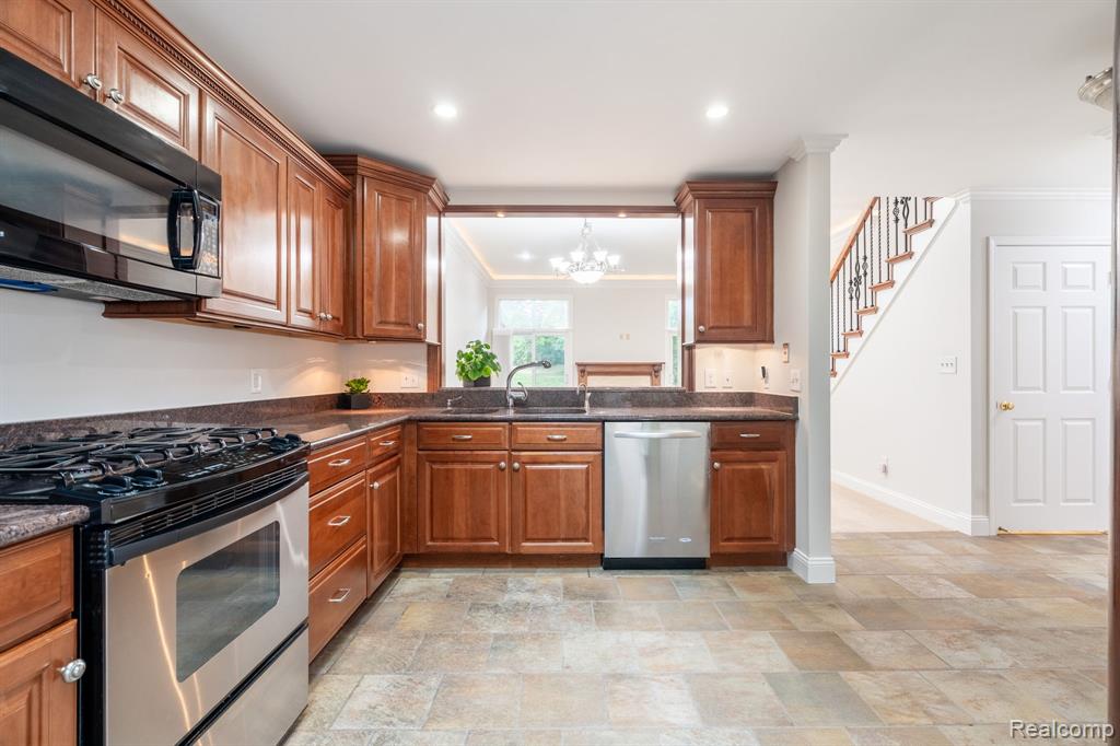 1220 Autumn Drive # 76