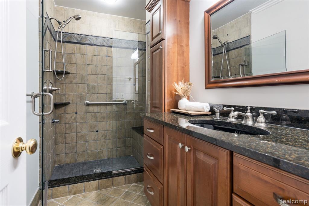 1220 Autumn Drive # 76