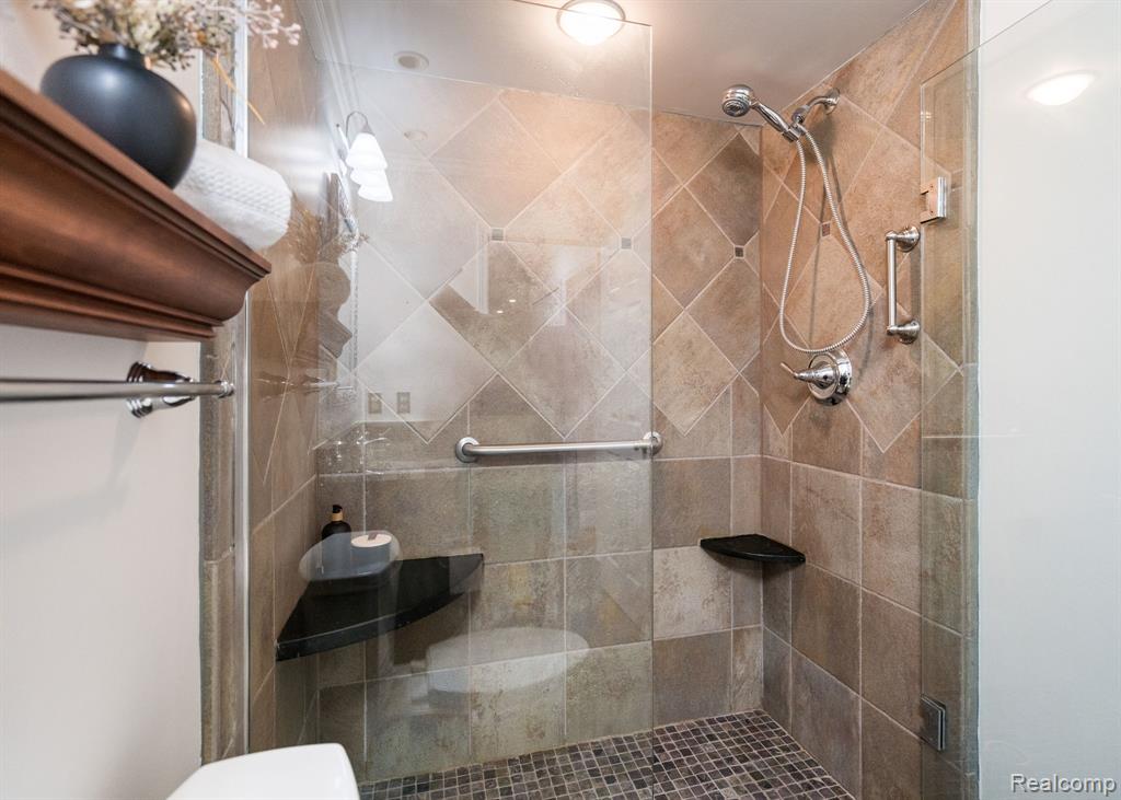 1220 Autumn Drive # 76