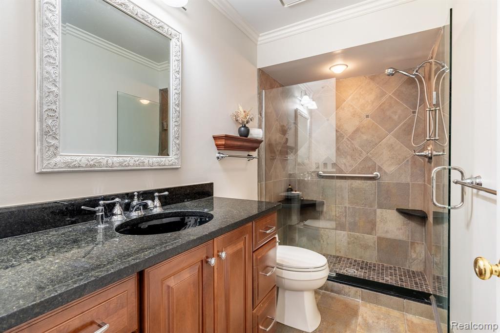 1220 Autumn Drive # 76