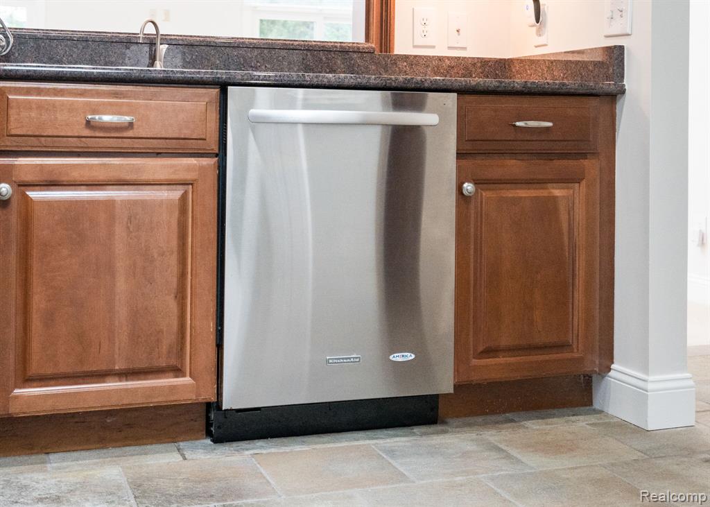 1220 Autumn Drive # 76