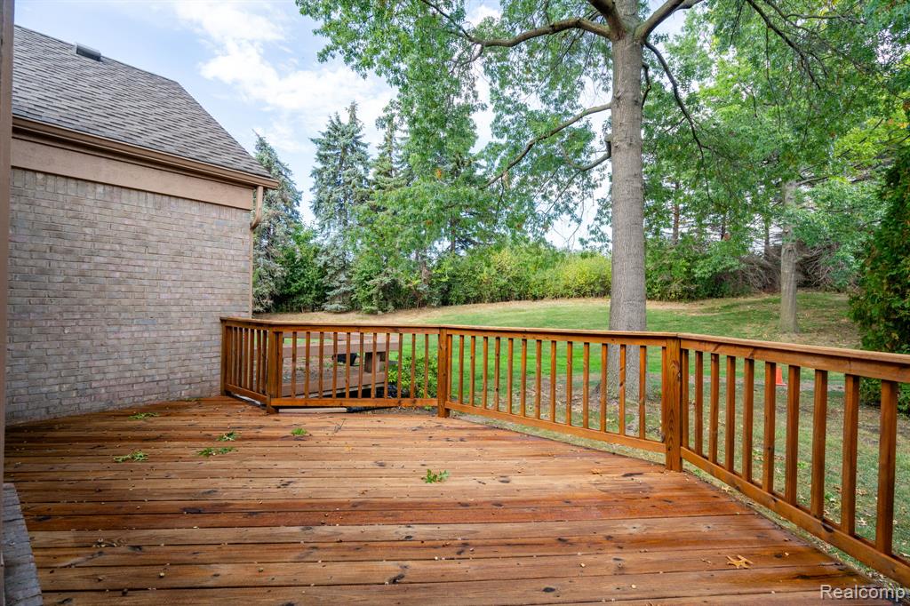 1220 Autumn Drive # 76