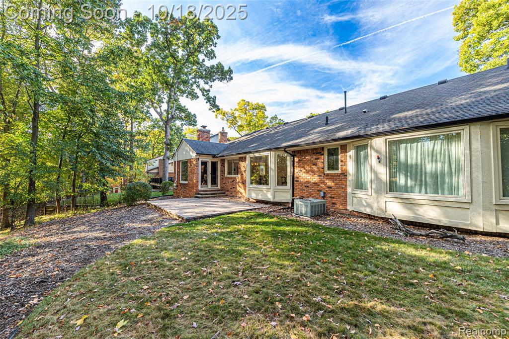 448 Streamview Court