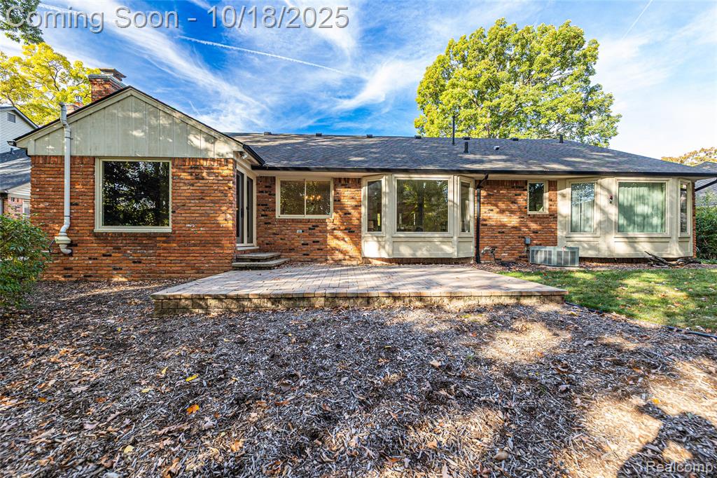 448 Streamview Court