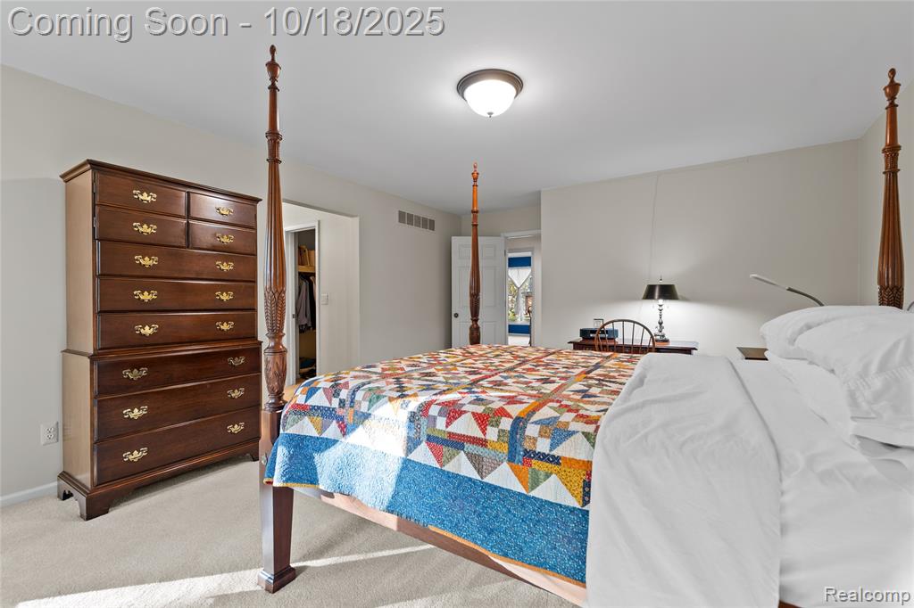 448 Streamview Court