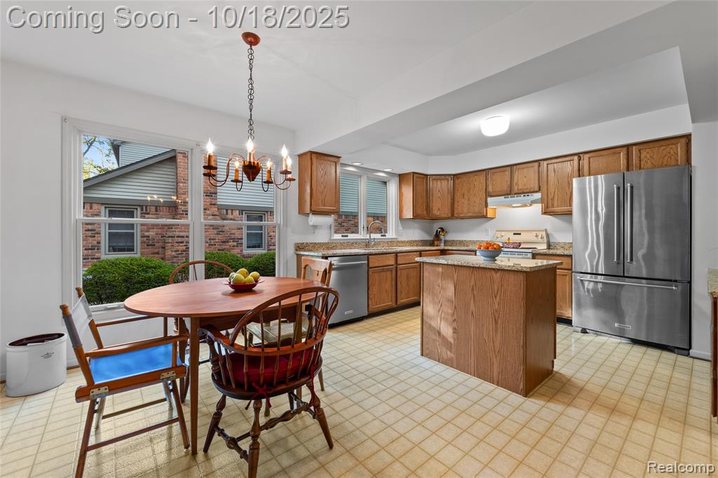 448 Streamview Court