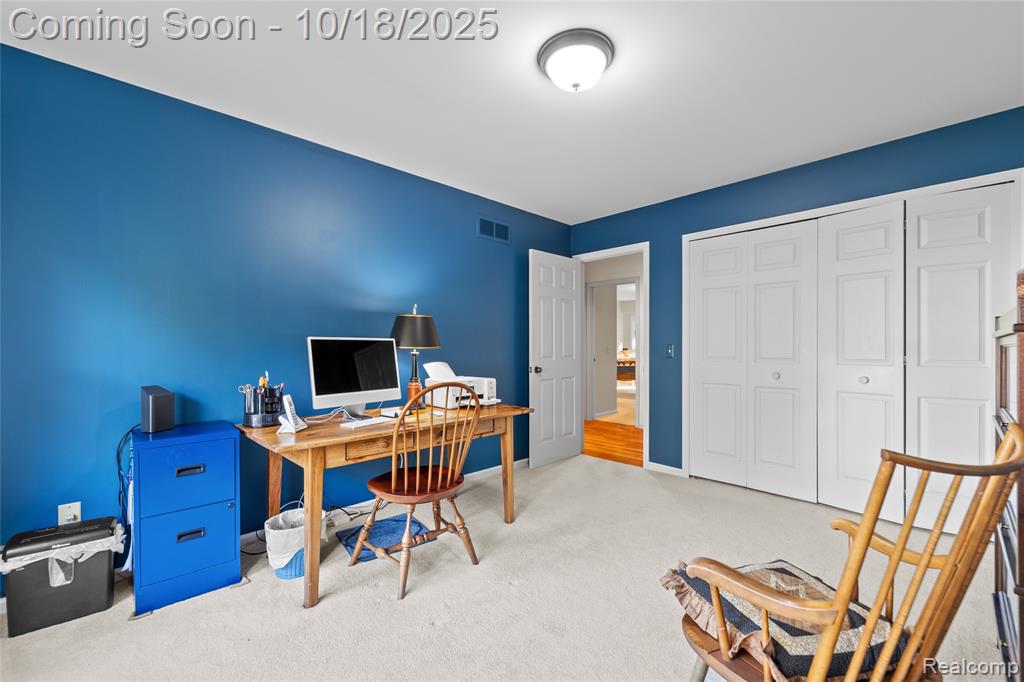 448 Streamview Court