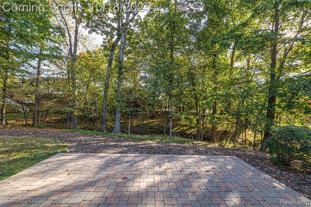 448 Streamview Court