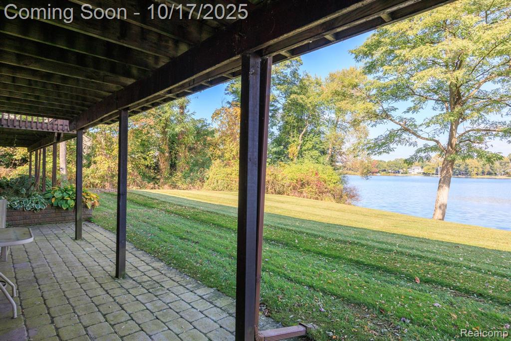 7109 Bluewater Drive