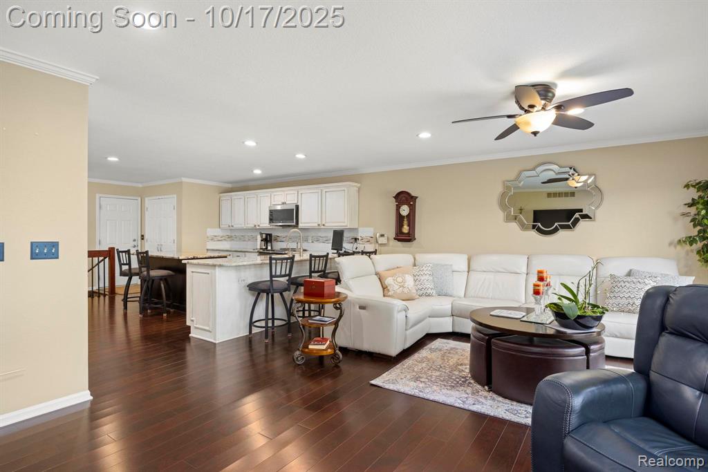 7109 Bluewater Drive