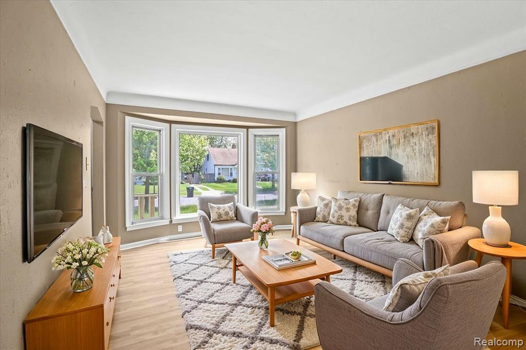 19357 Blackstone Street, Detroit