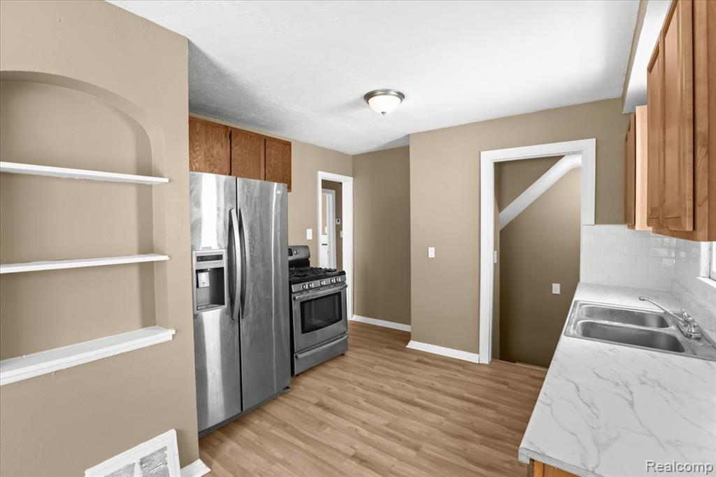 19357 Blackstone Street, Detroit