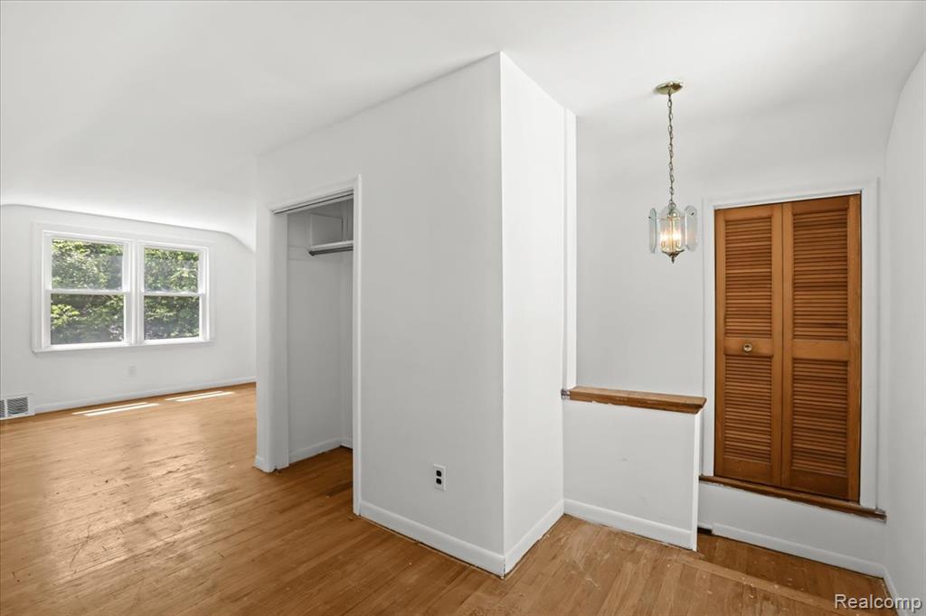 19357 Blackstone Street, Detroit