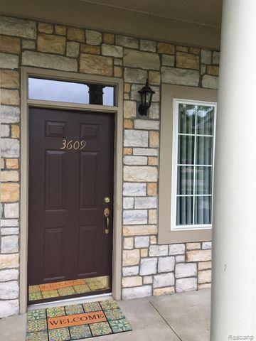 3609 Oakmonte Boulevard, Rochester