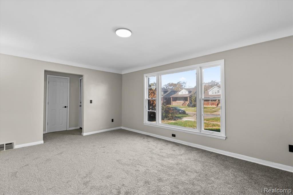 11856 Kilbourne Street