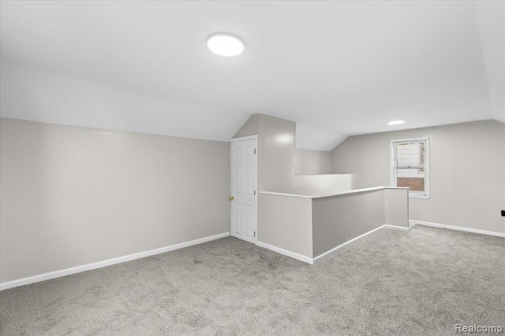 11856 Kilbourne Street