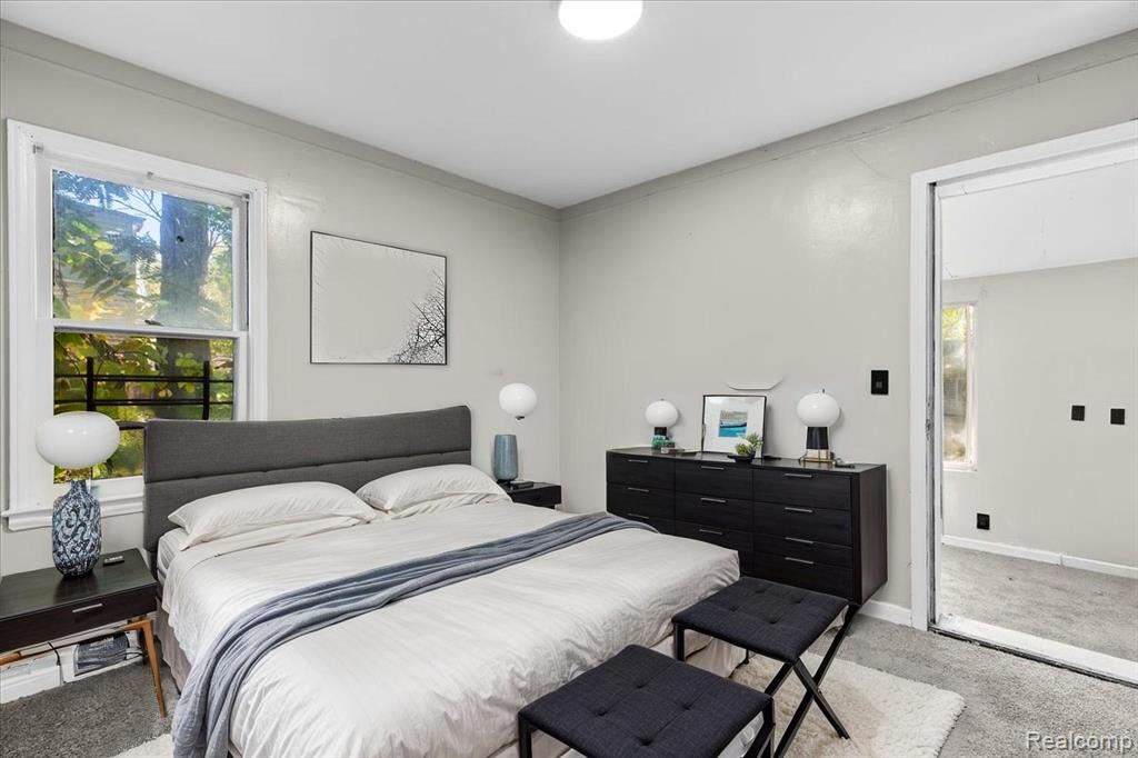 11856 Kilbourne Street