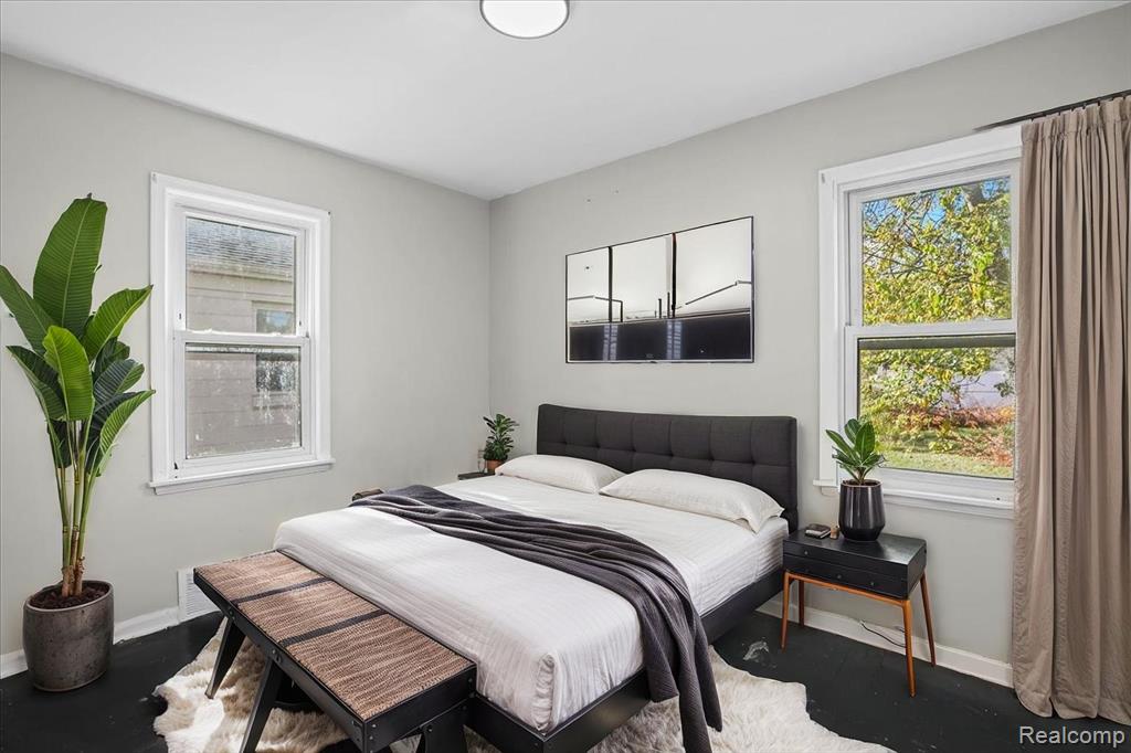 20045 Greenlawn Street