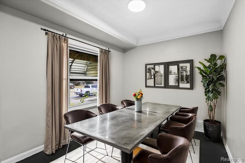 20045 Greenlawn Street