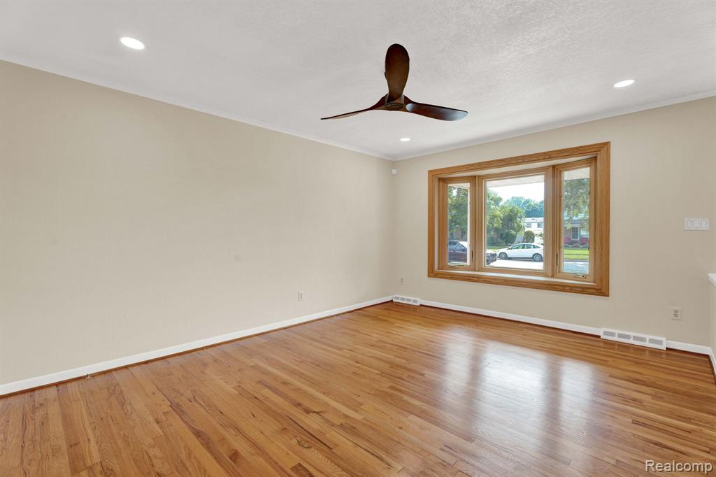 32930 Coventry Place