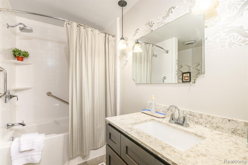 20079 Forestwood Street