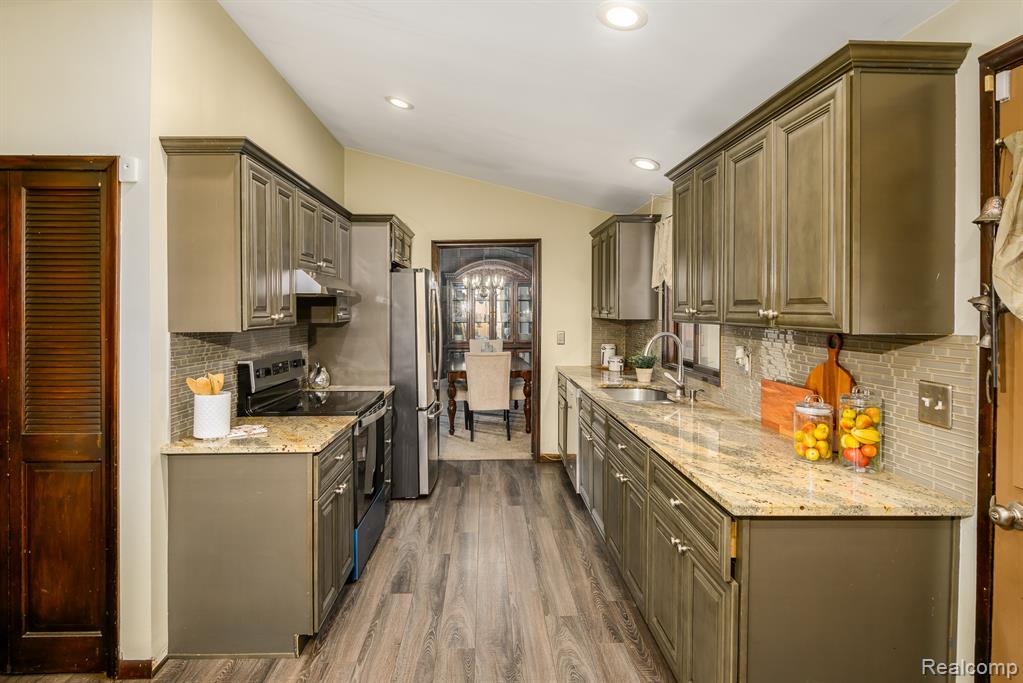 20079 Forestwood Street