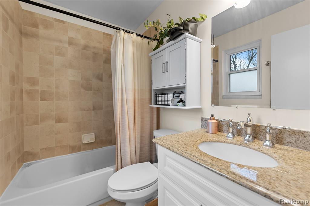 16217 Birwood Avenue