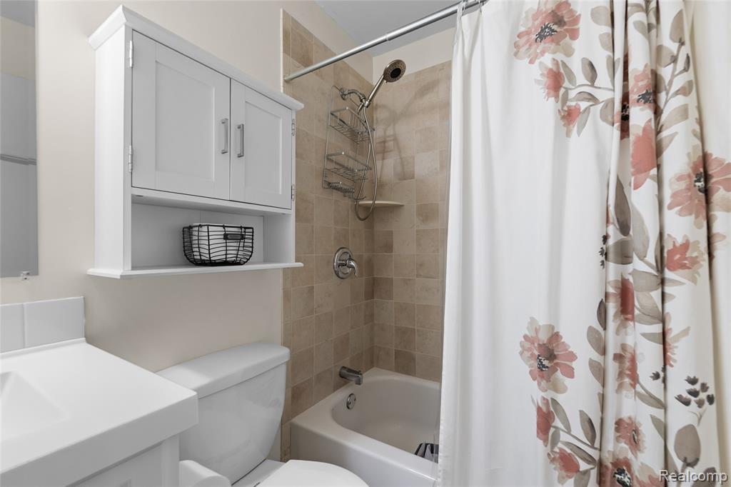 16217 Birwood Avenue