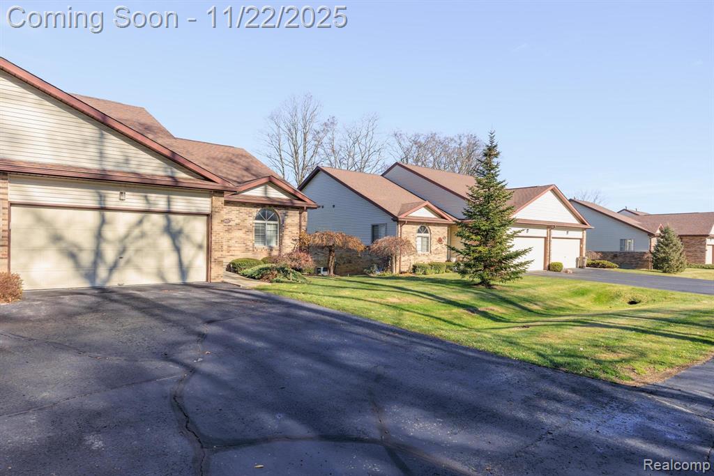 7121 Bluewater Drive