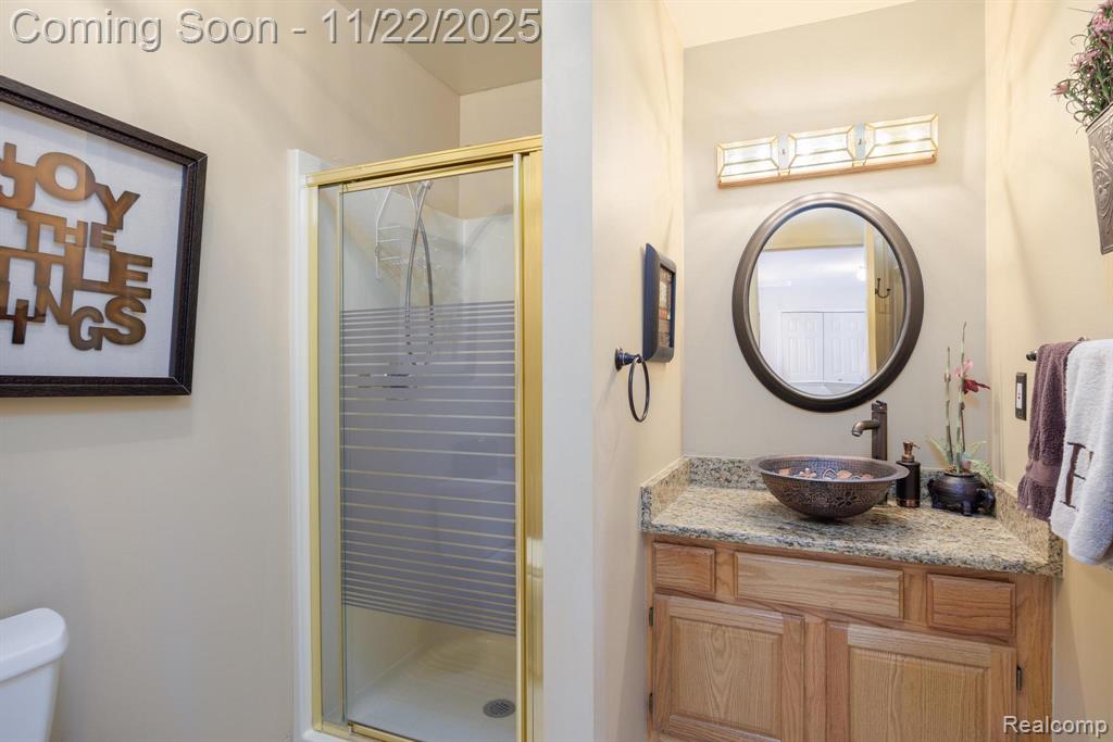 7121 Bluewater Drive