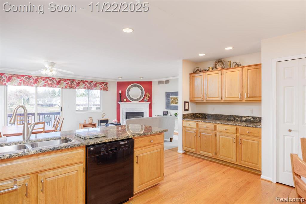 7121 Bluewater Drive