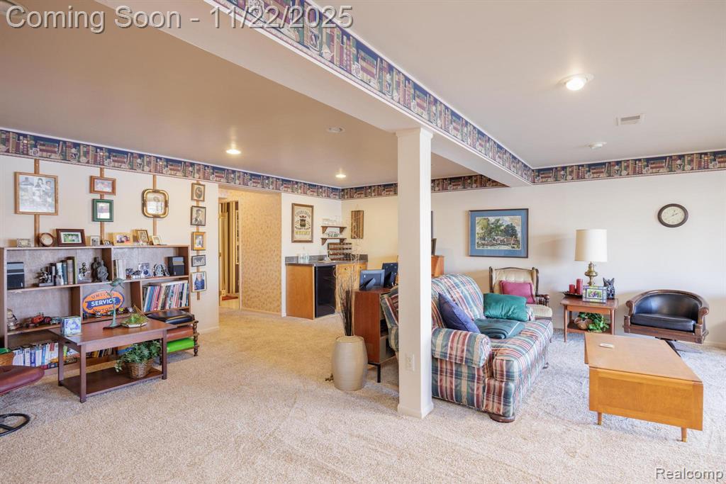 7121 Bluewater Drive