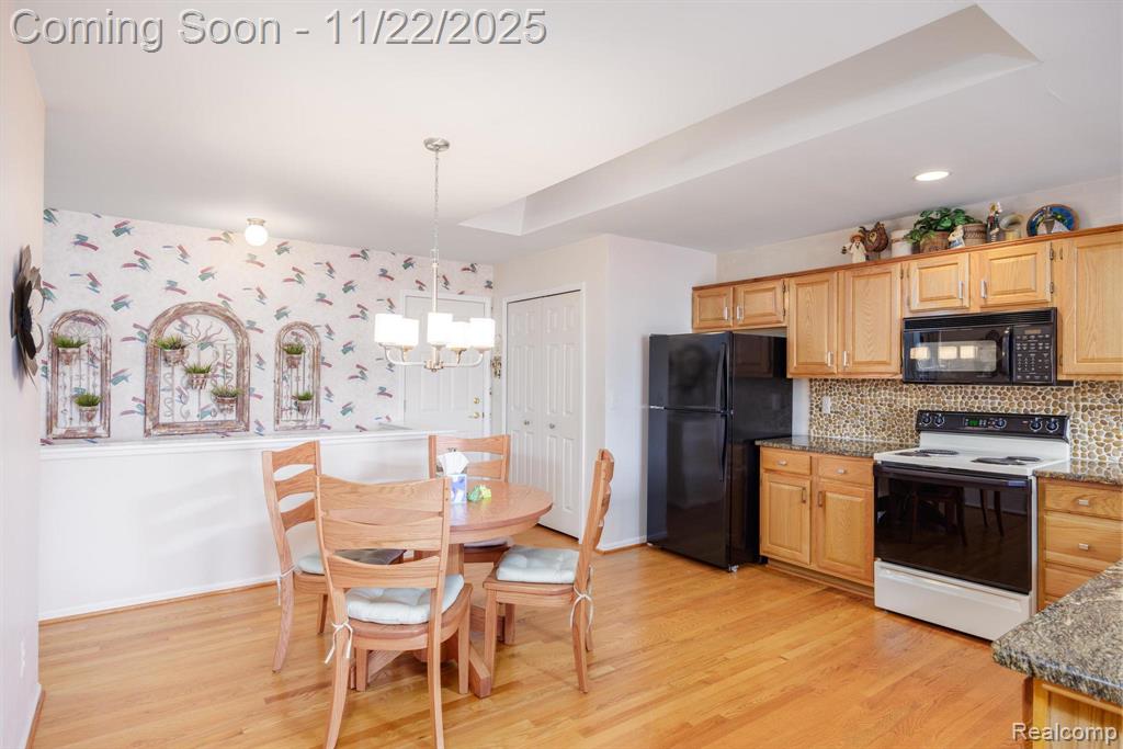 7121 Bluewater Drive