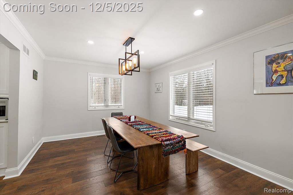 21622 Riverview Drive