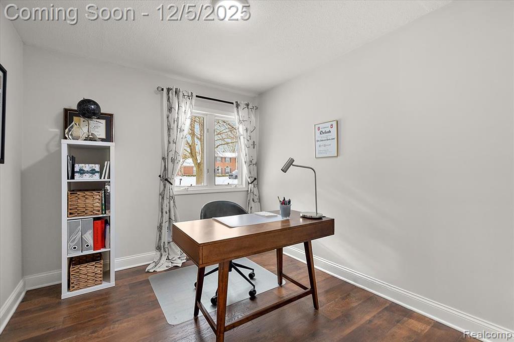 21622 Riverview Drive