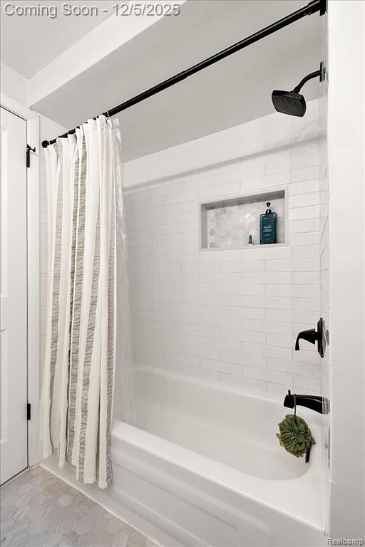 21622 Riverview Drive