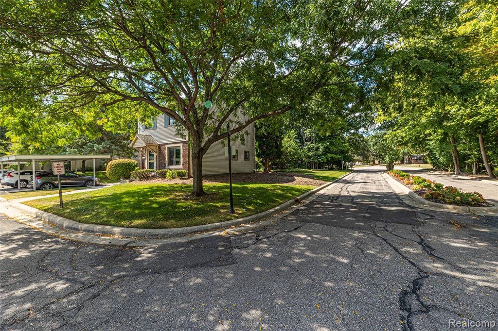 1570 Streamwood Court