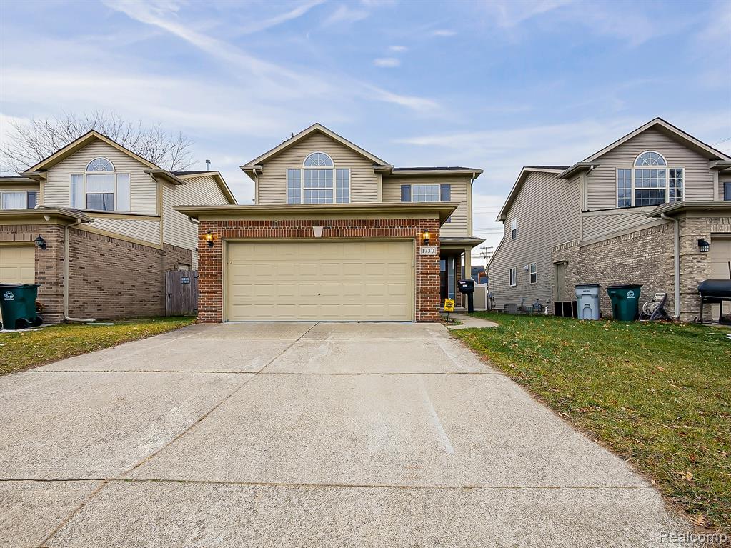 1730 E Woodruff Avenue