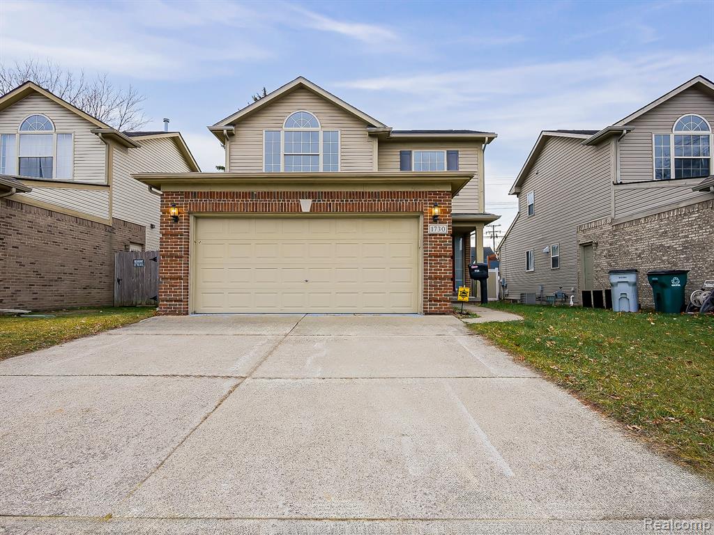 1730 E Woodruff Avenue