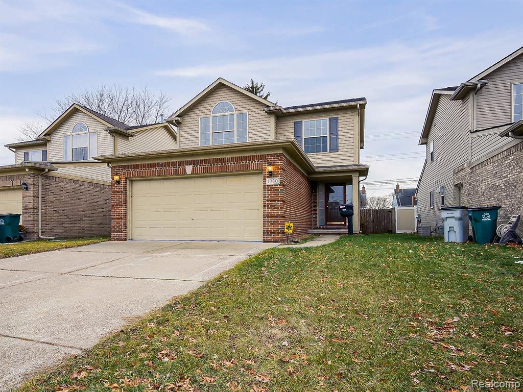 1730 E Woodruff Avenue