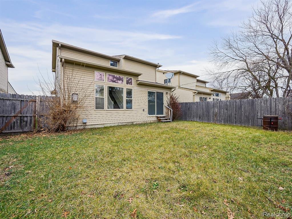 1730 E Woodruff Avenue