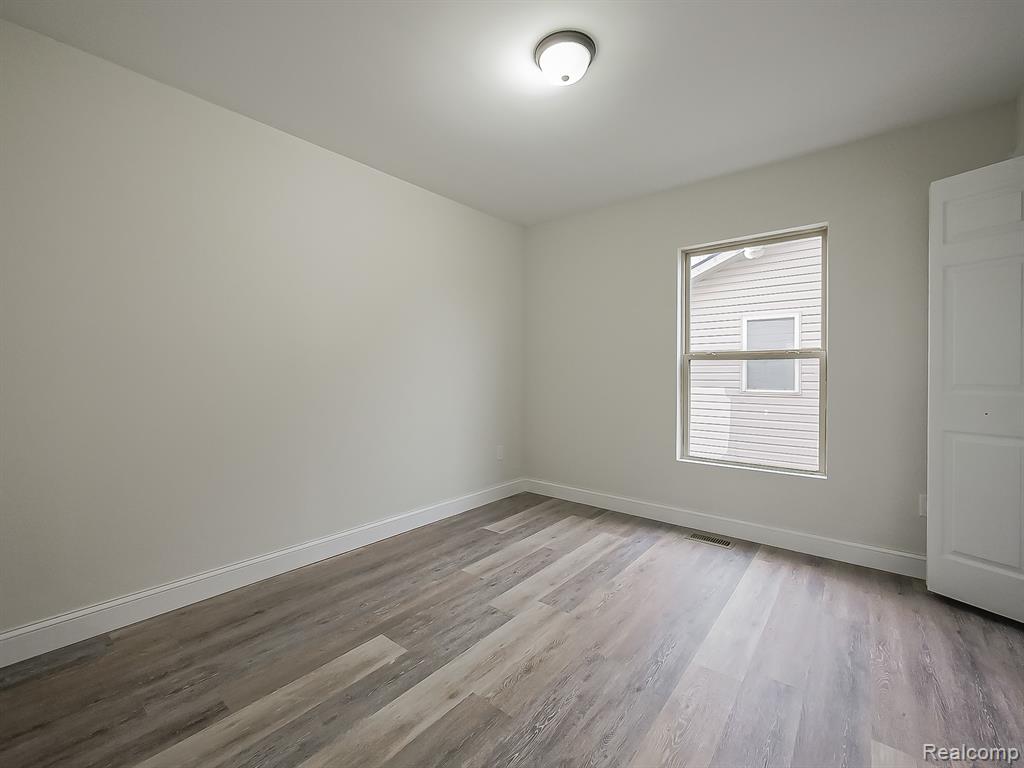 1730 E Woodruff Avenue