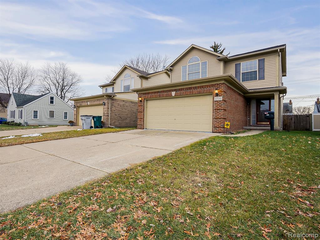 1730 E Woodruff Avenue