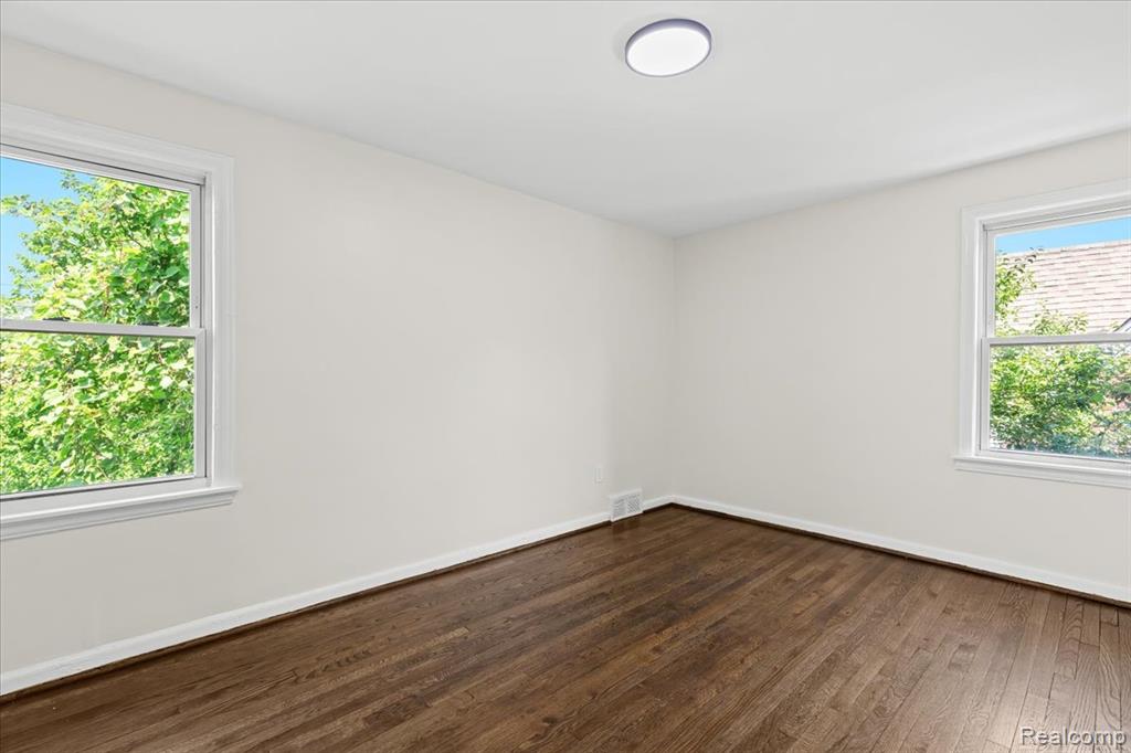 18639 Kentucky Street