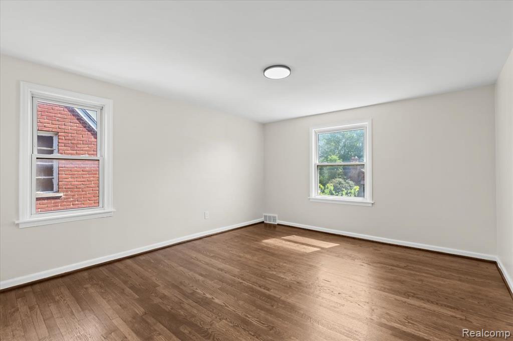 18639 Kentucky Street