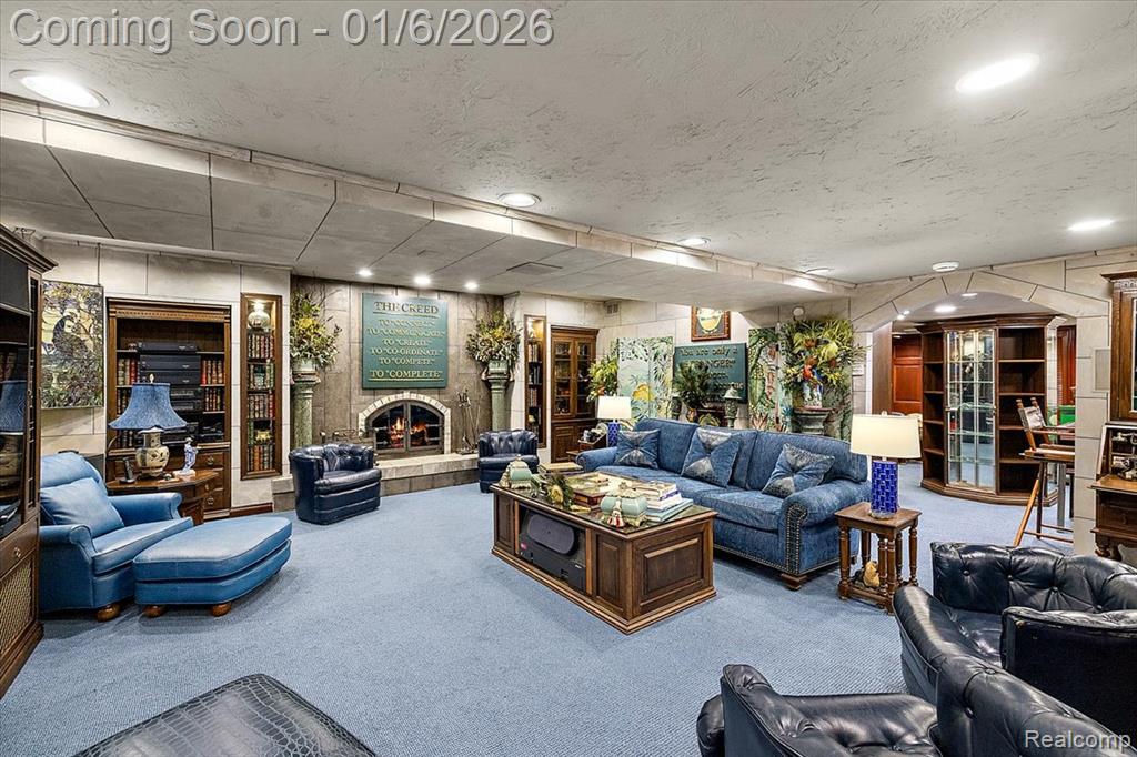 7310 Sandy Creek Lane