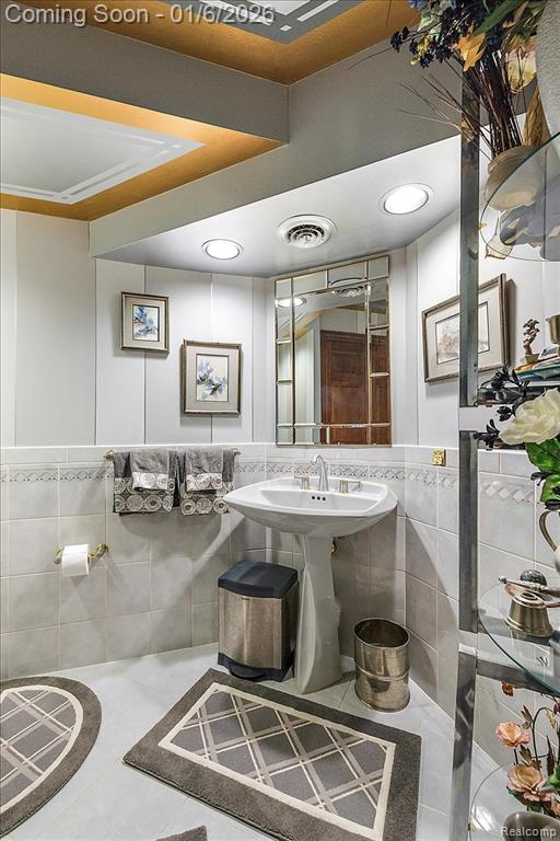 7310 Sandy Creek Lane